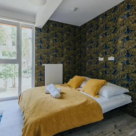 Mikro Aparty Bezplatny Parking Апарт-отель 3*