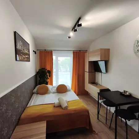 Mikro Aparty Bezplatny Parking Aparthotel 3*
