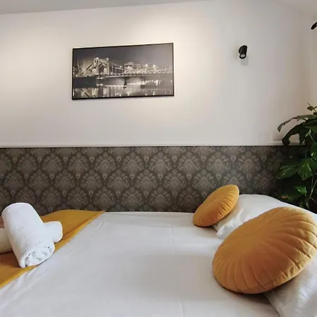 Aparthotel Mikro Aparty Bezplatny Parking 3*