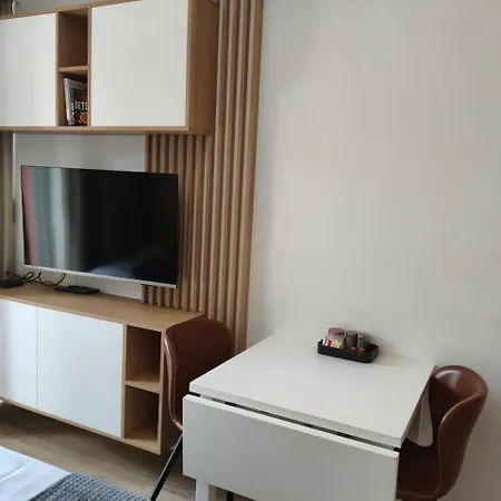Mikro Aparty Bezplatny Parking Aparthotel Wroclaw