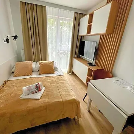 Mikro Aparty Bezplatny Parking 3* ヴロツワフ