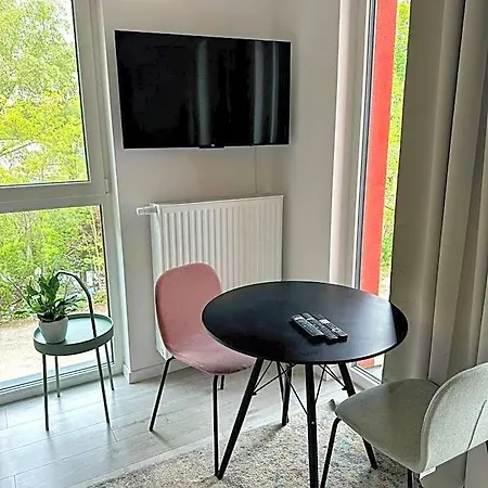Mikro Aparty Bezplatny Parking アパートホテル ヴロツワフ