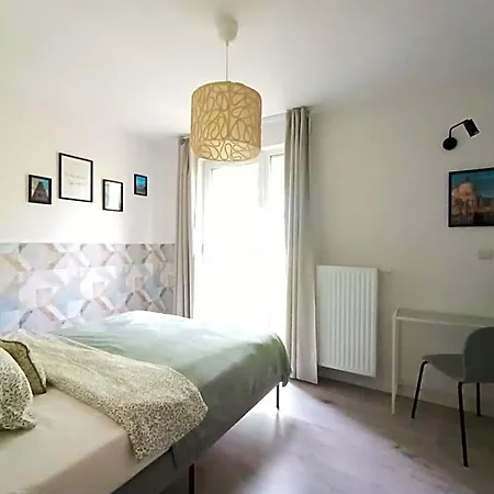 Mikro Aparty Bezplatny Parking Apartmanhotel