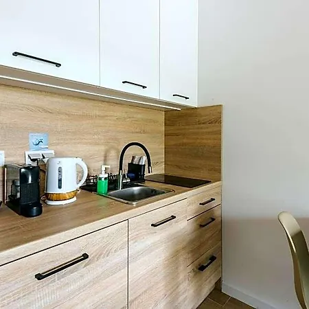 Apartmanhotel Mikro Aparty Bezplatny Parking 3*