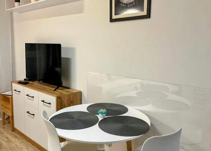 Aparthotel Mikro Aparty Bezplatny Parking Wrocław